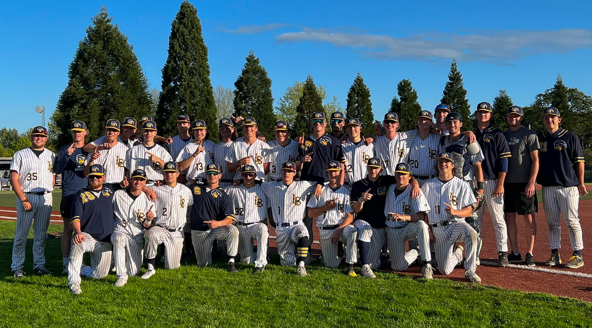 Roadrunners Win South Title