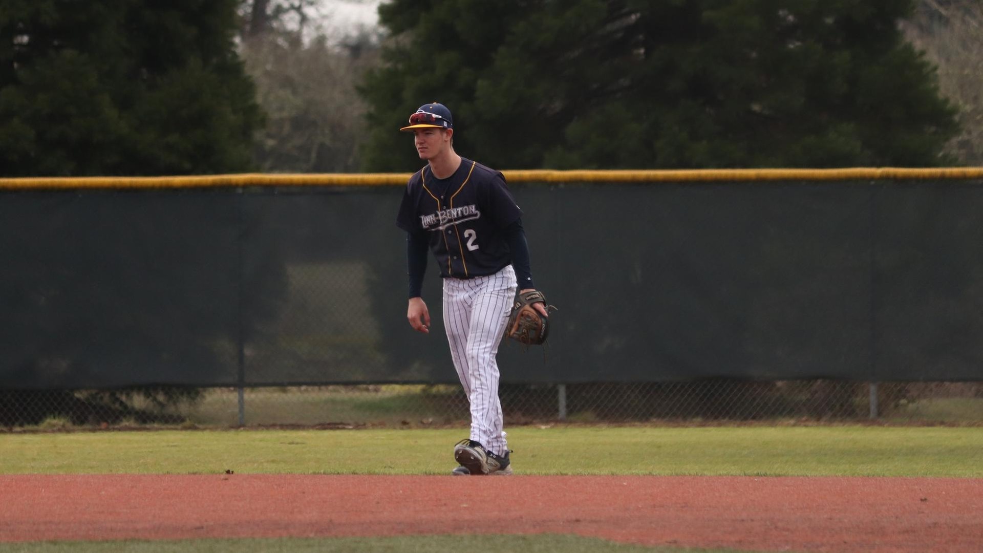 Linn-Benton Splits Road Series At Lane