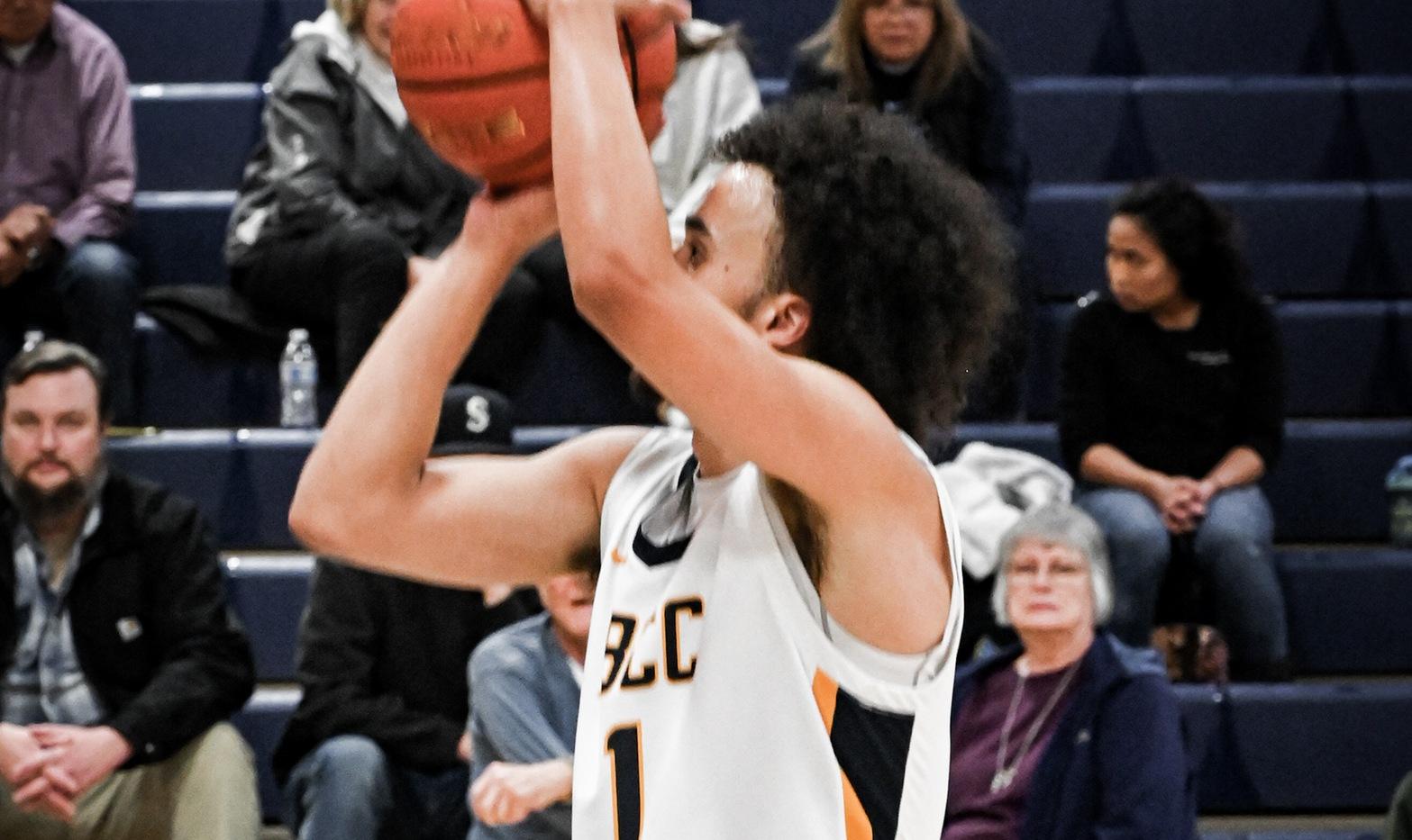 Beaks Top Umpqua 85-72
