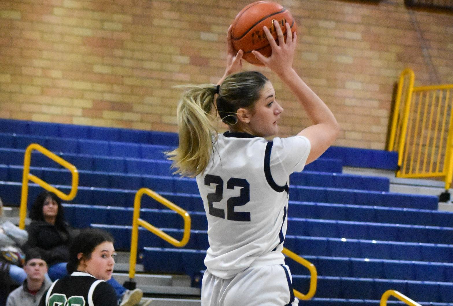Kathleen Hale had a game-high 22 rebounds. PHOTO: @sarahrosebrandphotography