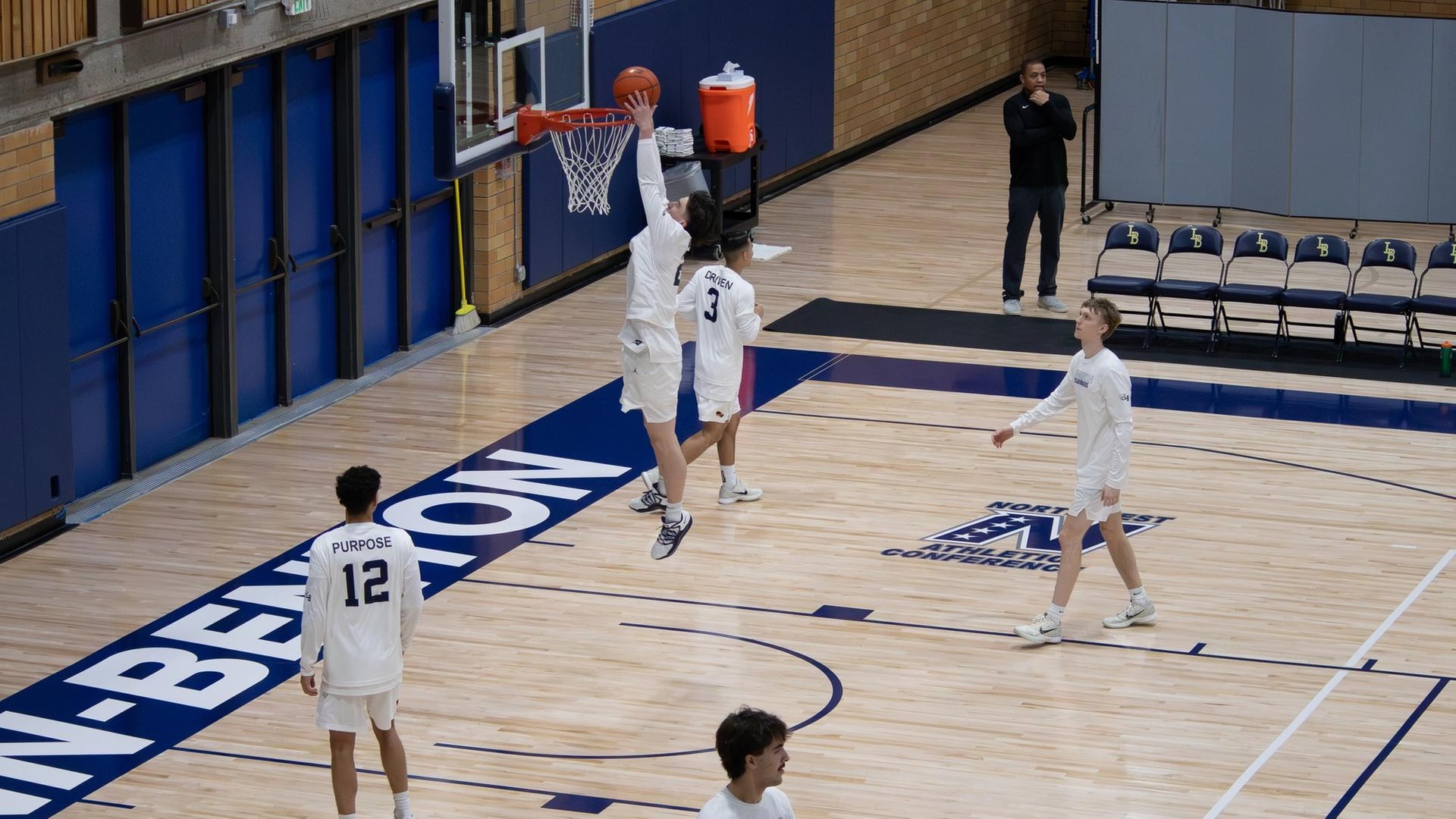 Aidan_Moore-Dunk_Action