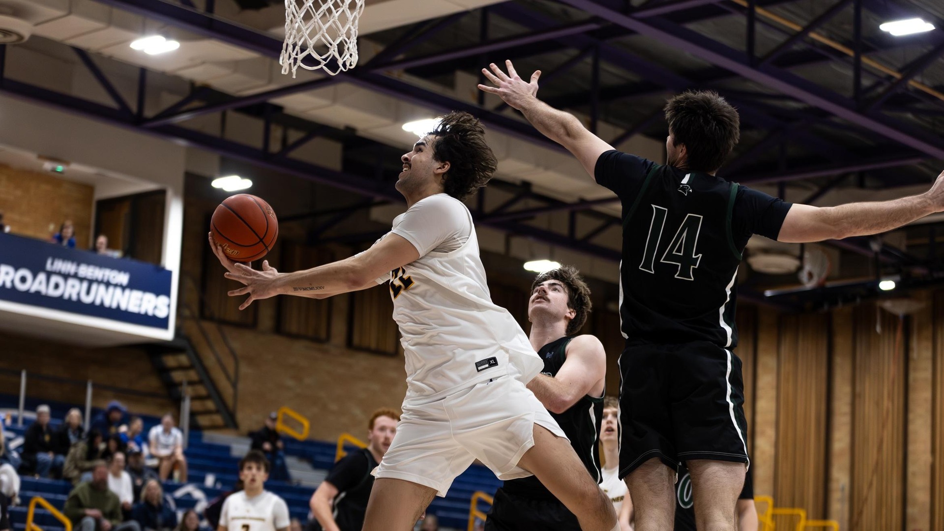 Oglesby_Jackson-Action_Layup