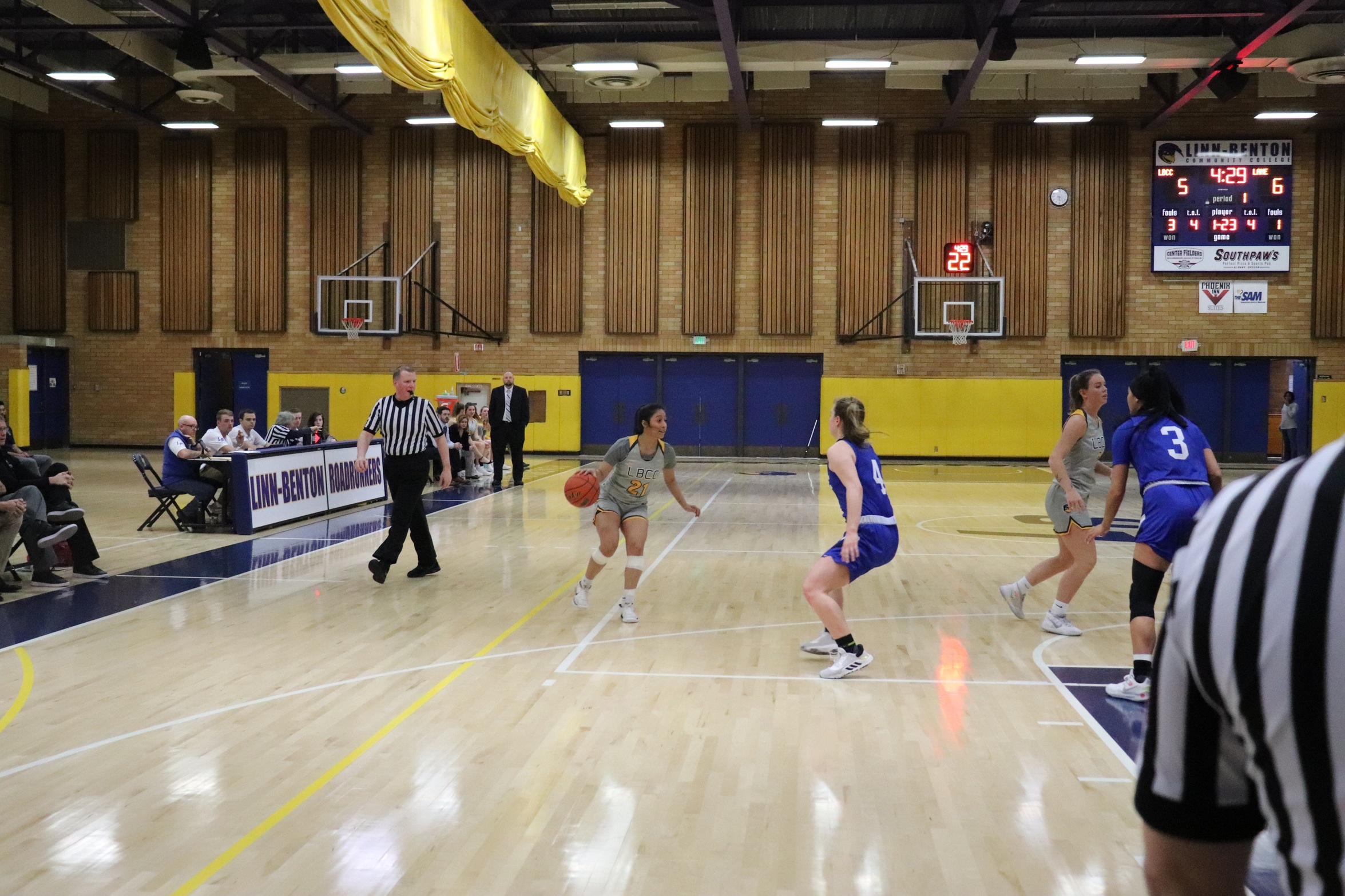 liz chavez dribbles