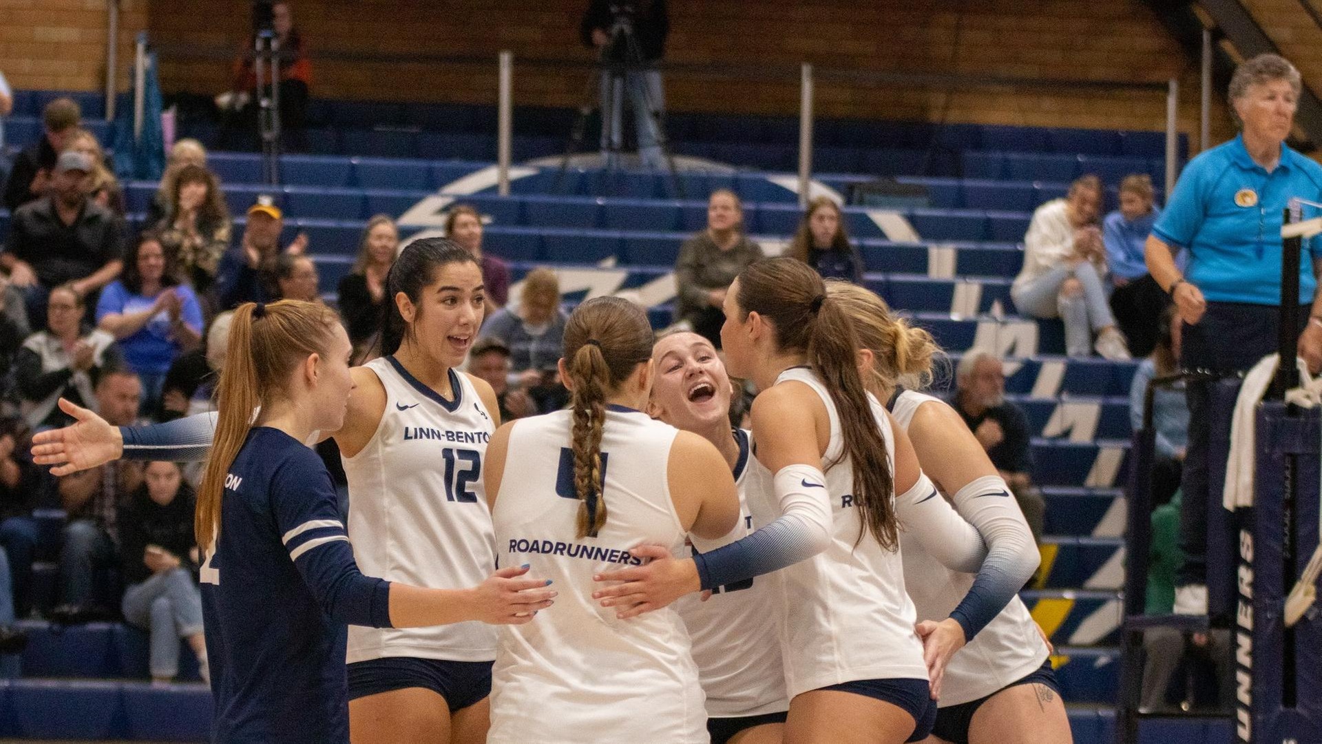 Linn-Benton defeat Clark 3-0. Photo Courtesy of Evan Lehnert, LBCC Athletics